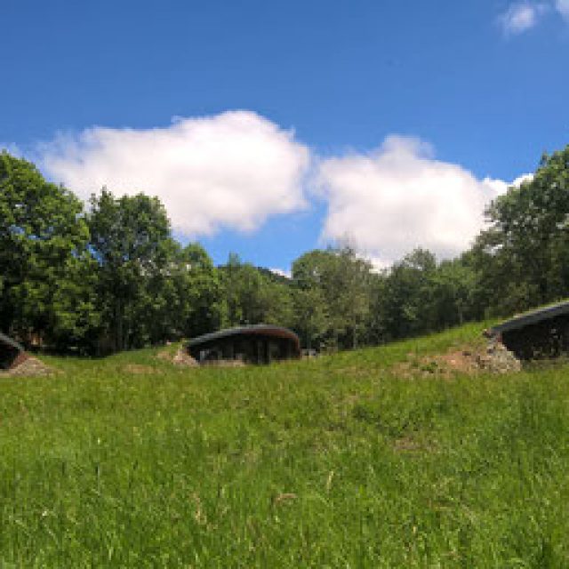 Dormir dans   colodge lodge Puy-de-D  me Nuit Insolite Auvergne