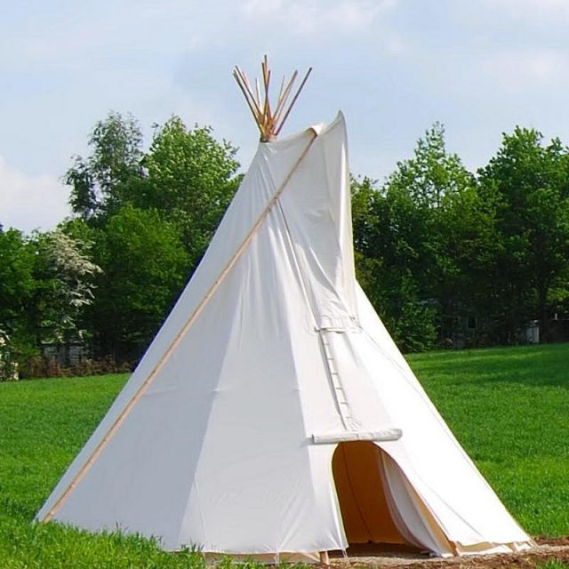 Les Tipis de Cantales